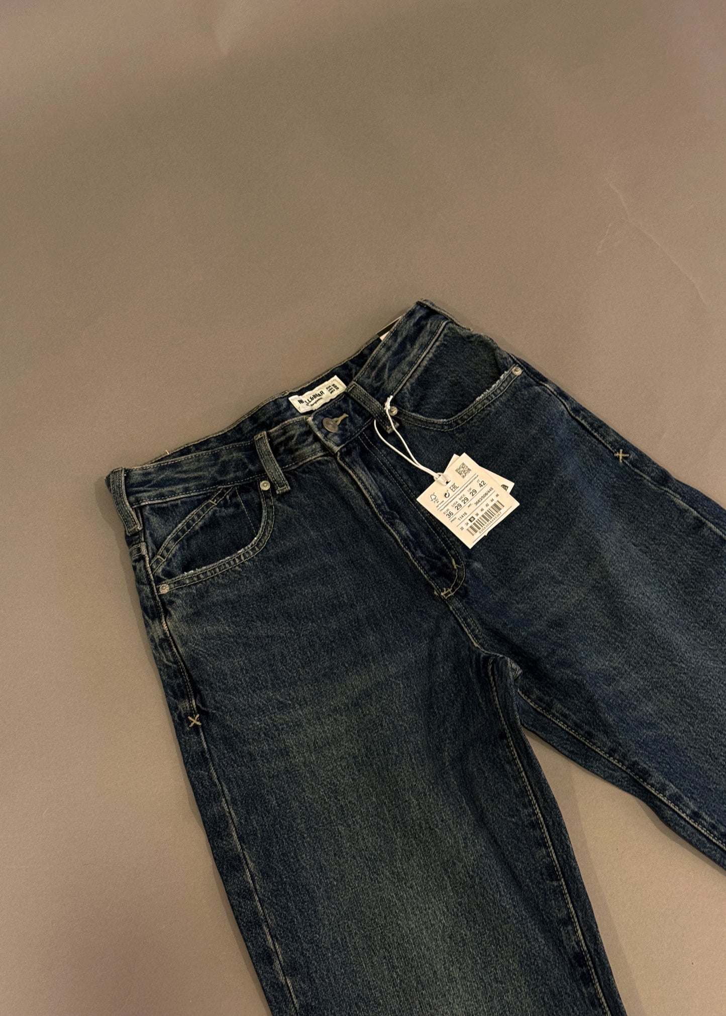 PULL&BEAR LOOSE FIT JEANS
