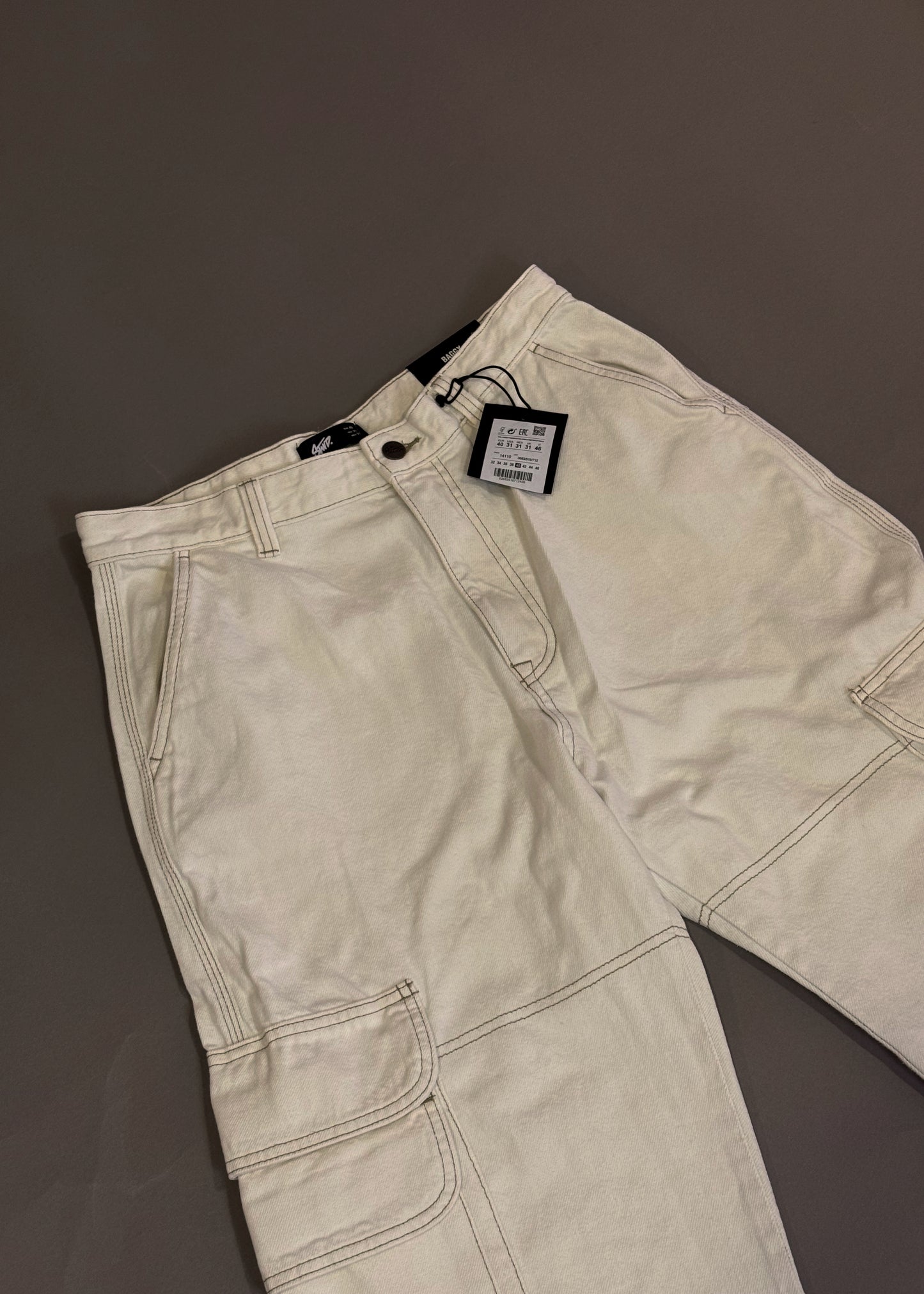 PULL&BEAR BAGGY CARGO JEANS
