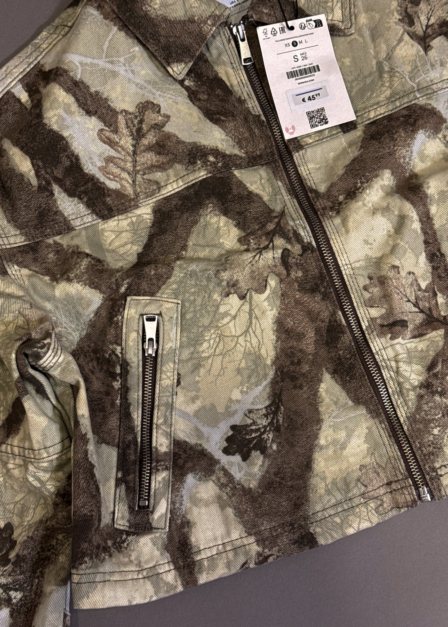 BERSHKA CROPPED BAGGY JACKET