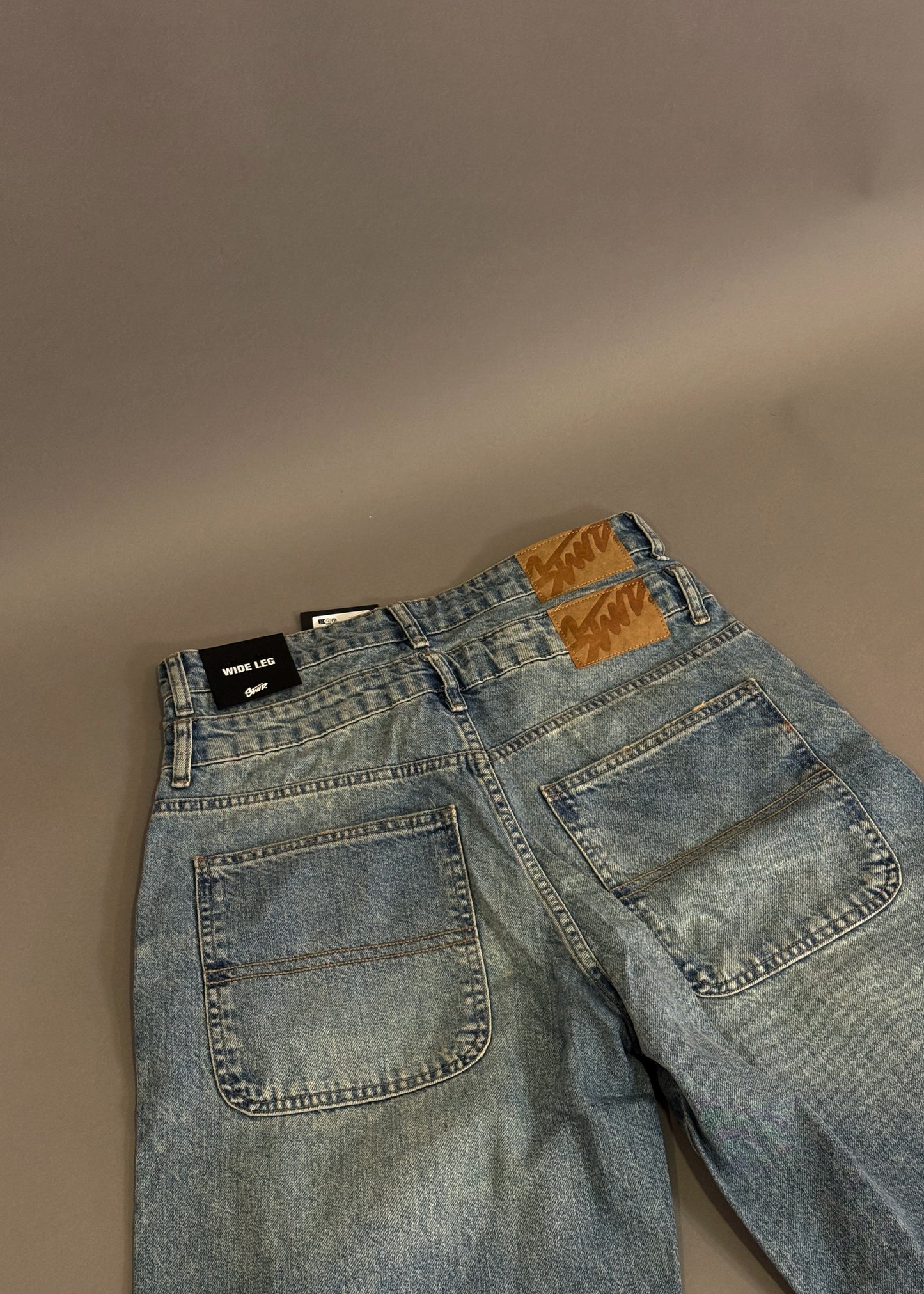 PULL&BEAR BAGGY JEANS