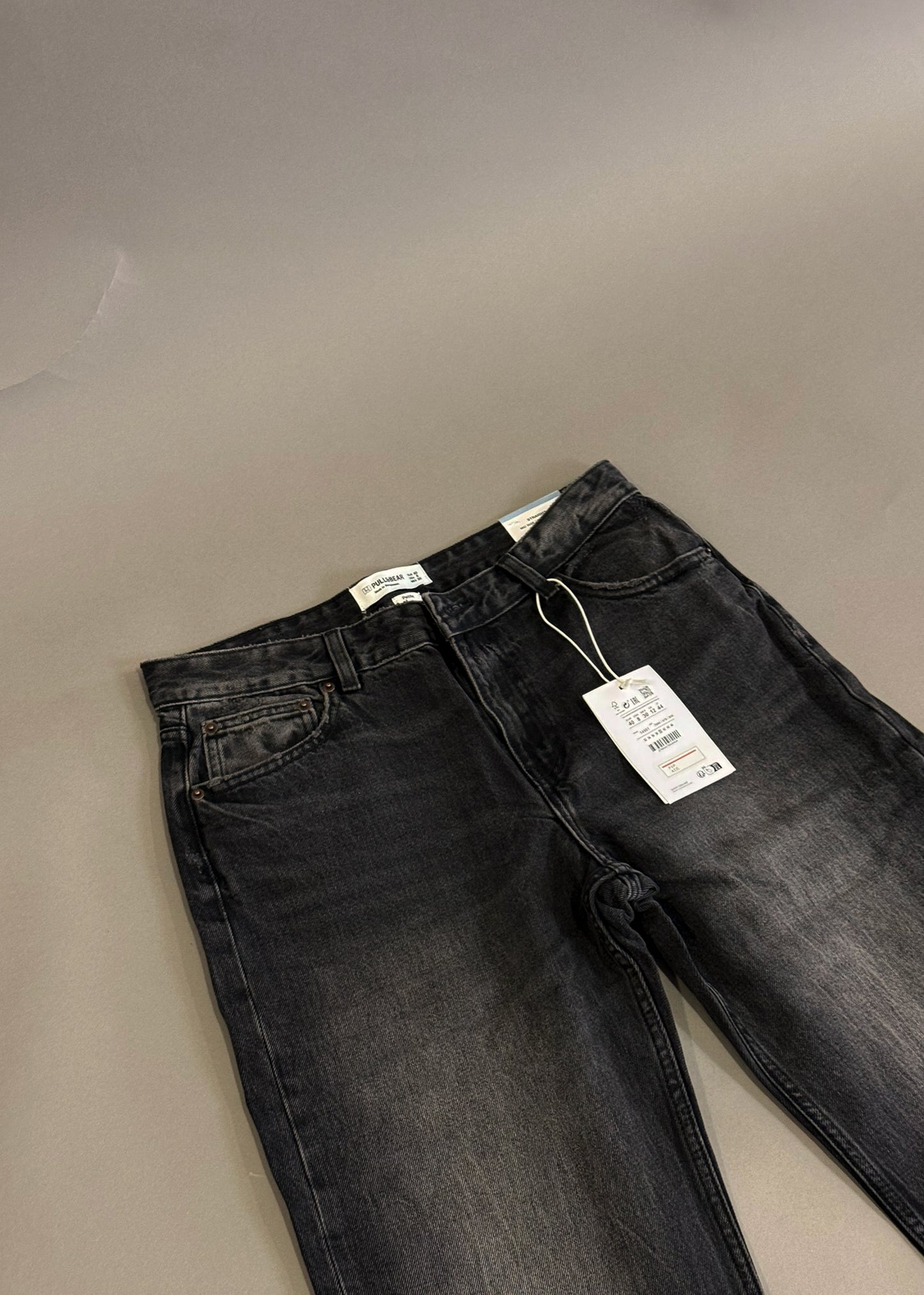 PULL&BEAR STRAIGHT BLACK JEANS