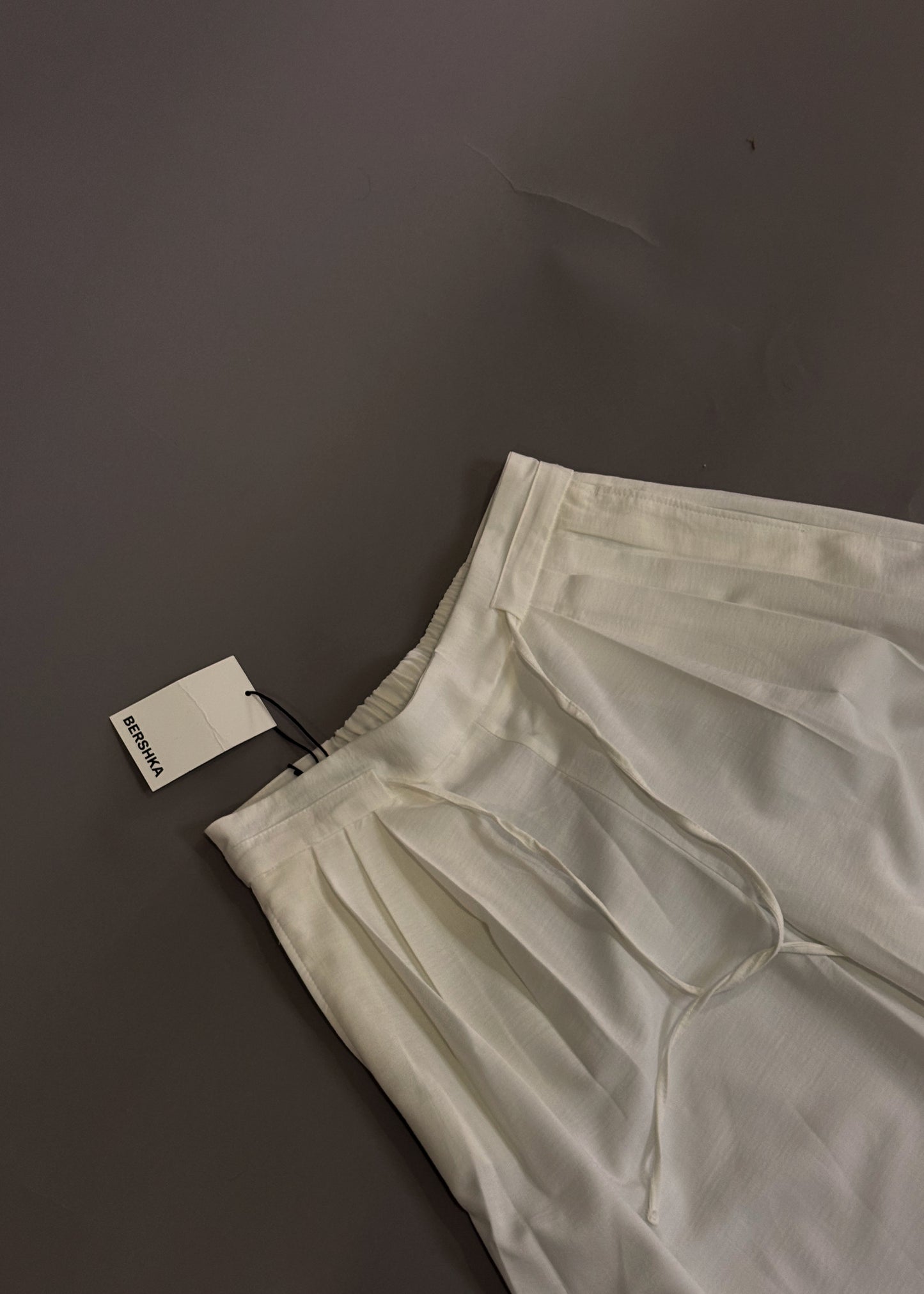 BERSHKA WIDE LEG TROUSERS