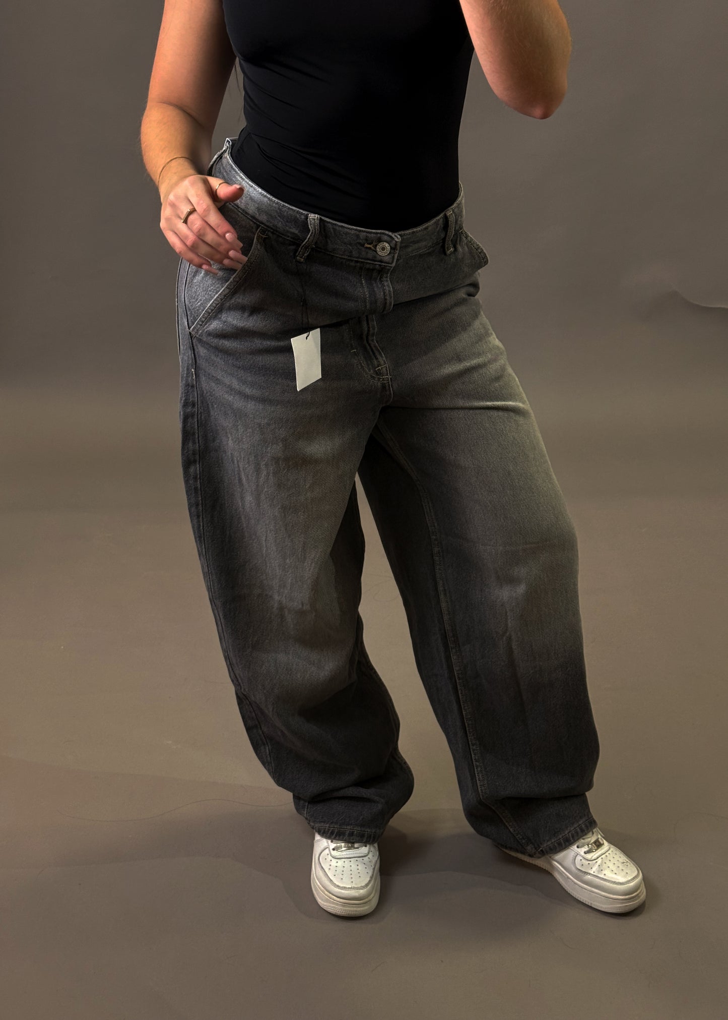 BERSHKA SKATER JEANS