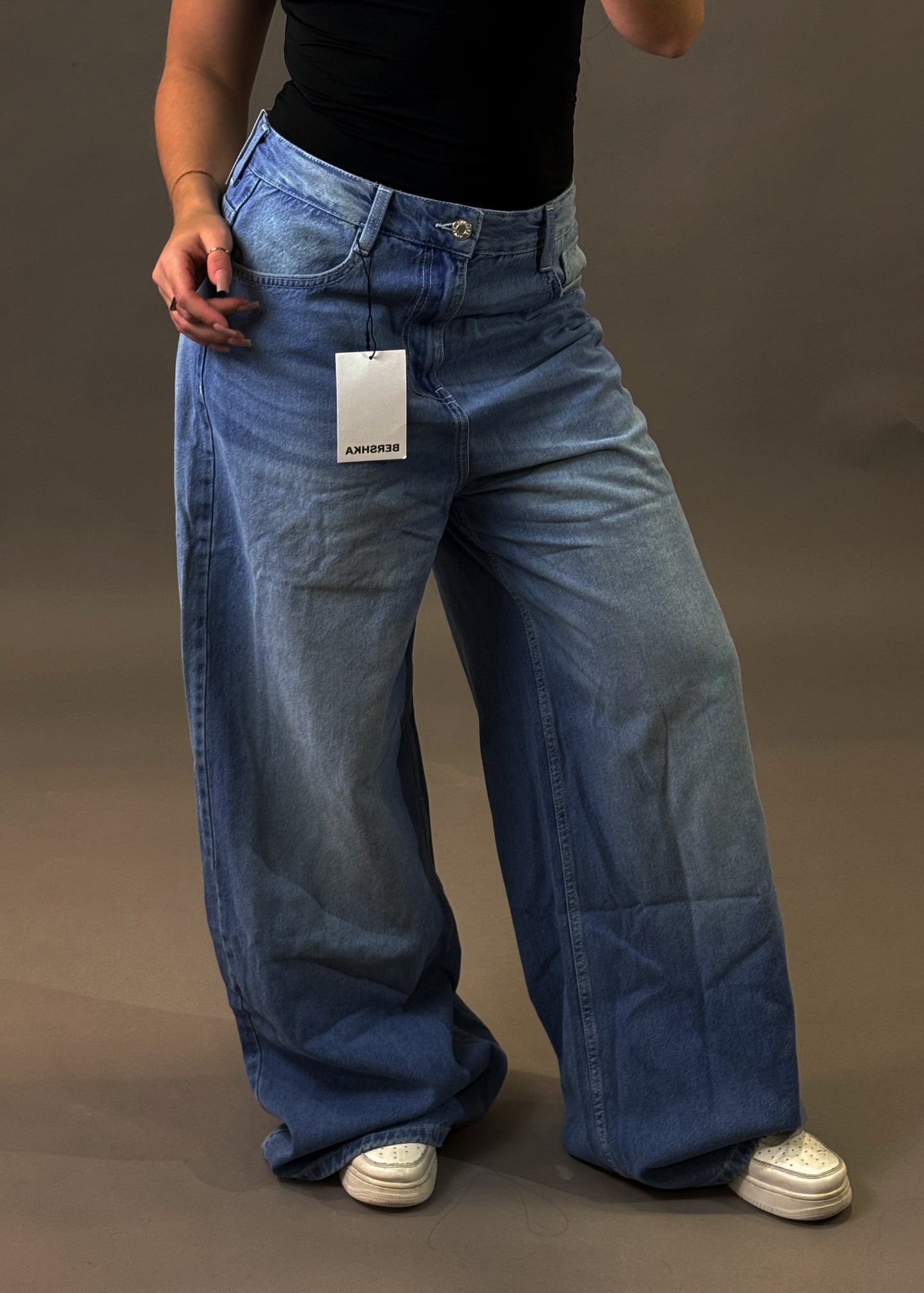 BERSHKA MEGA BAGGY JEANS