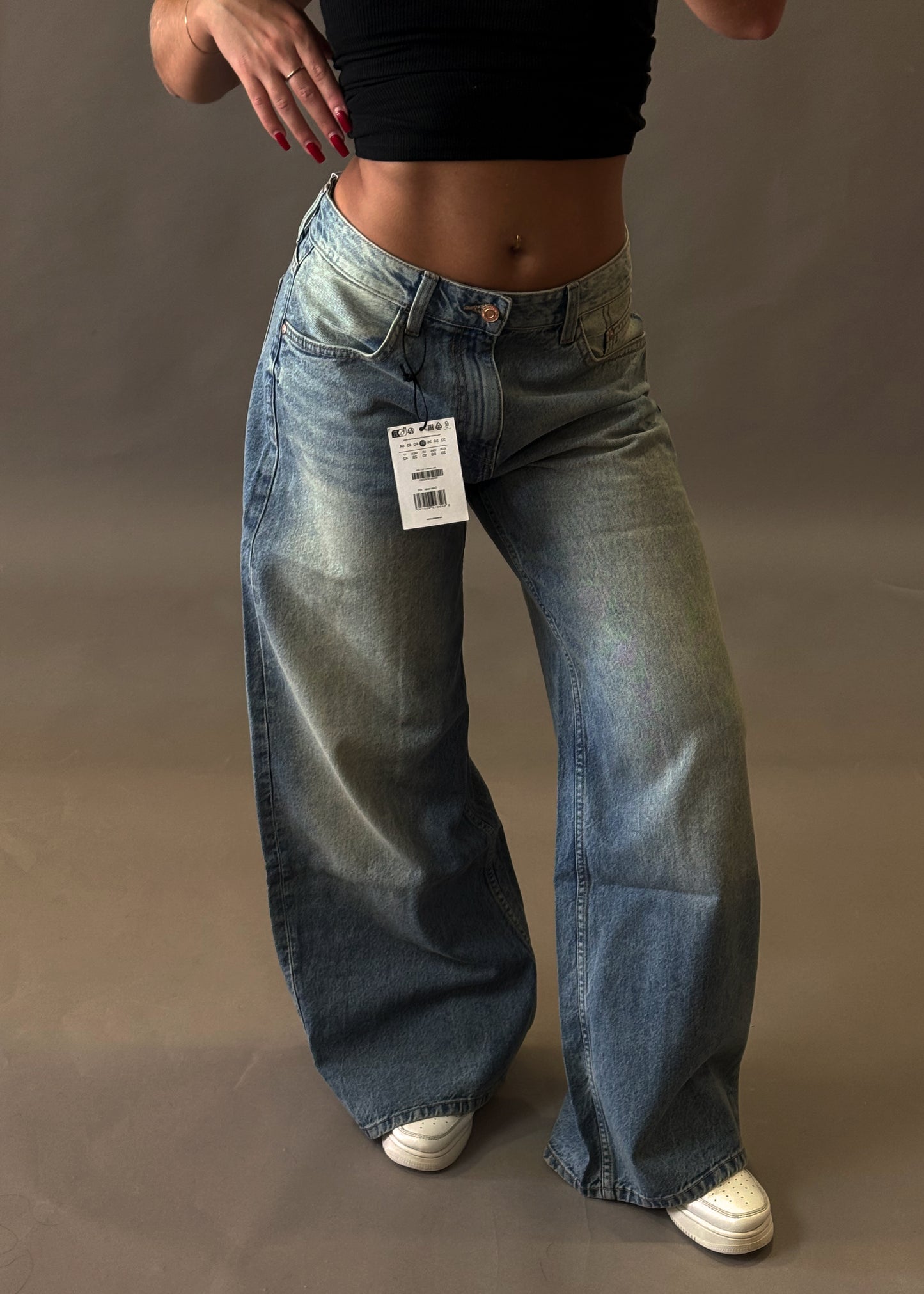 BERSHKA WIDE BAGGY PETITE JEANS