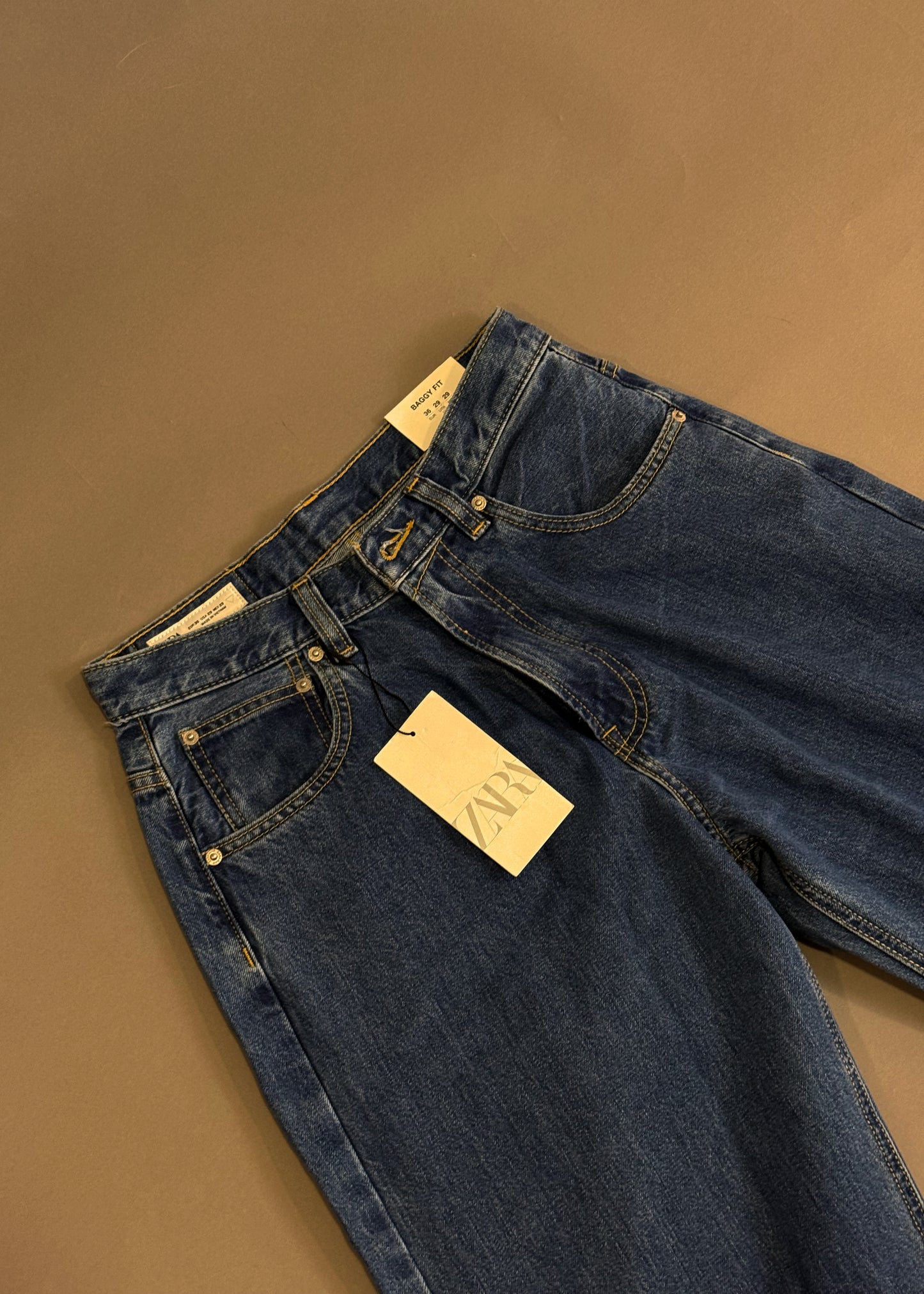 ZARA BAGGY JEANS