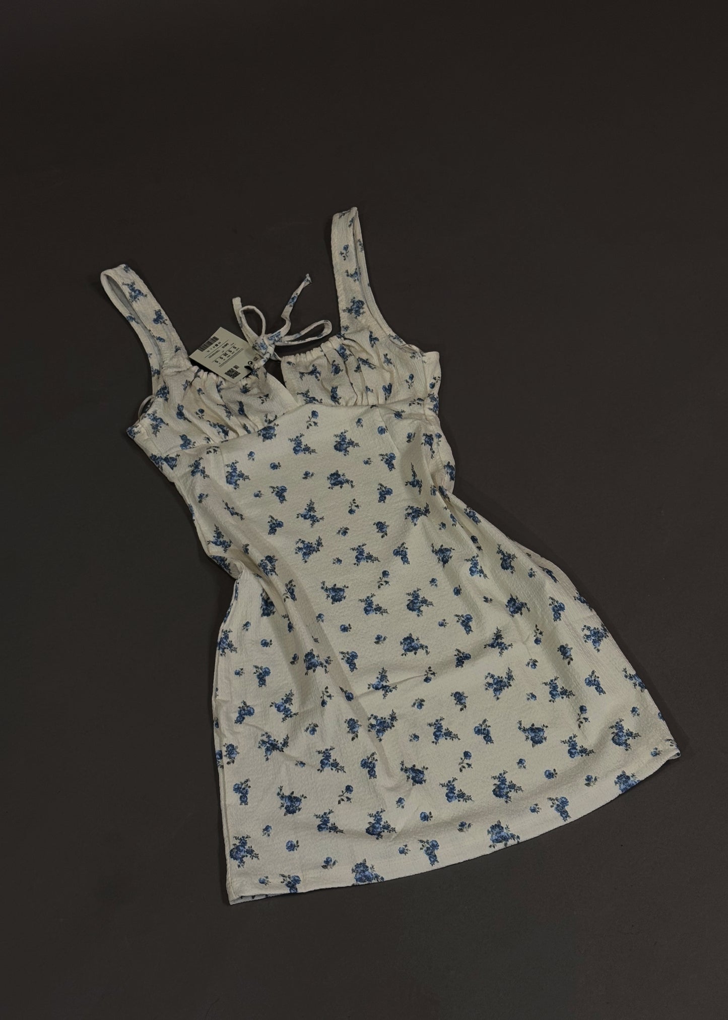 PULL&BEAR FLORAL DRESS