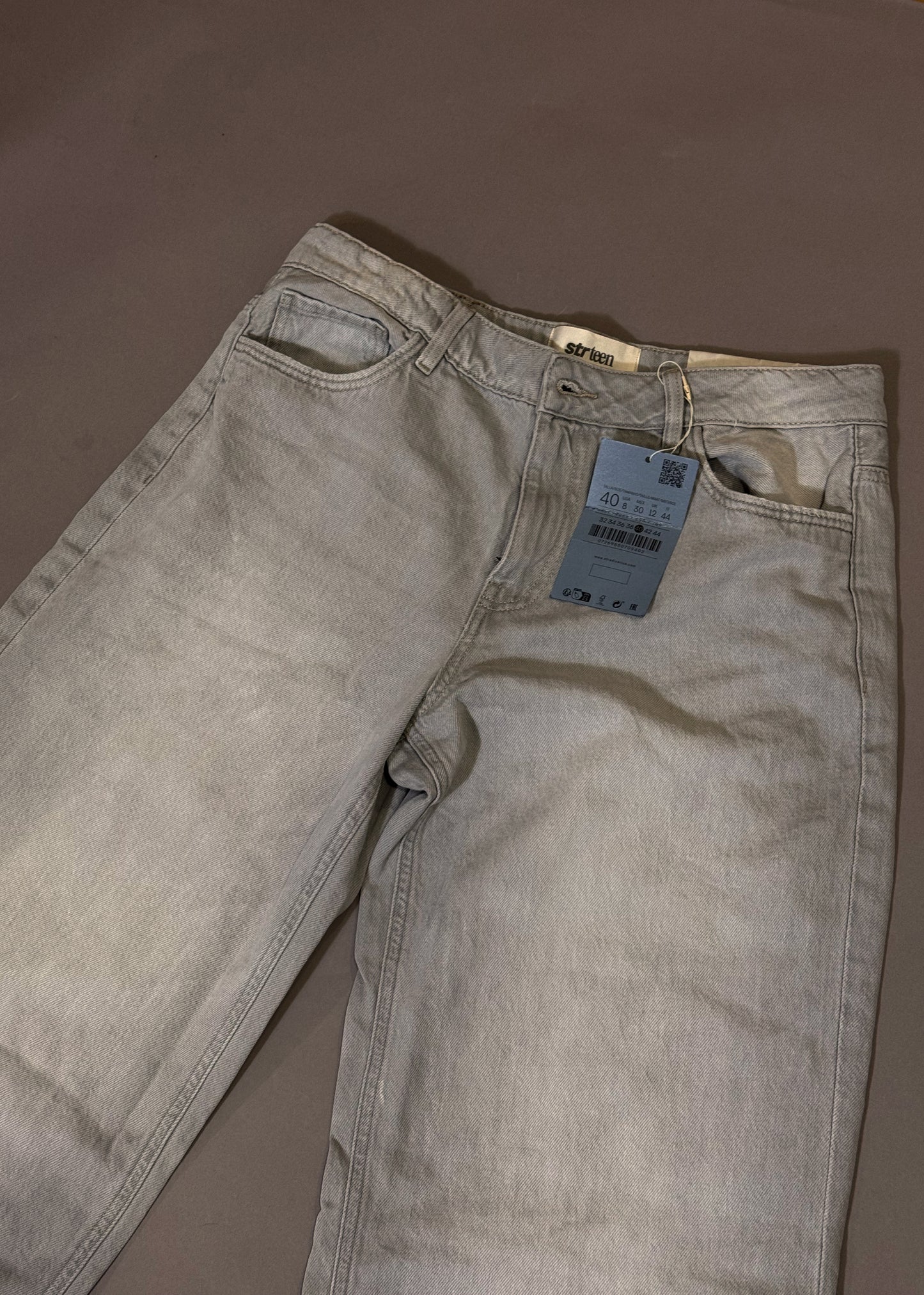 STRADIVARIUS BAGGY LOW WAIST JEANS