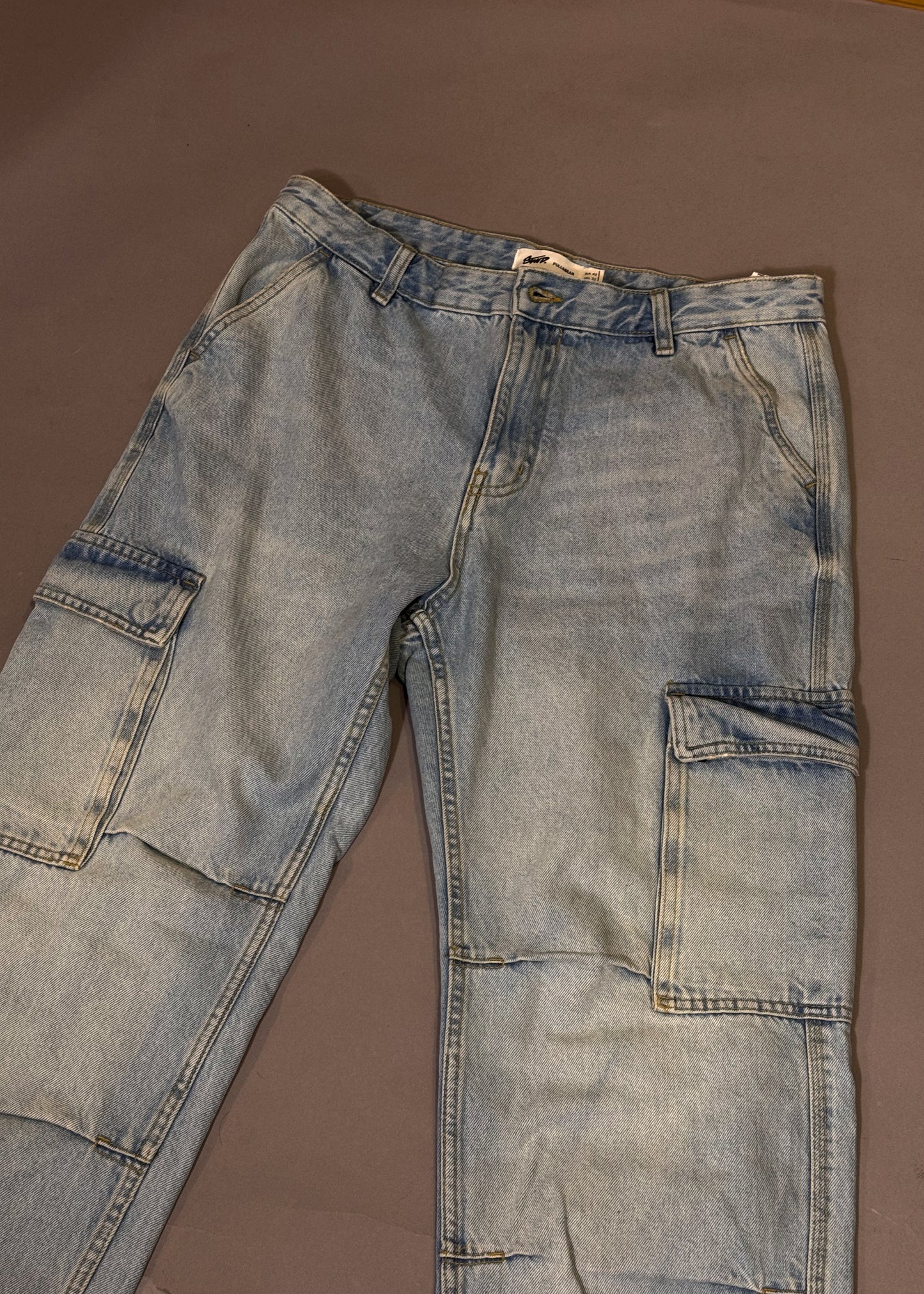 PULL&BEAR BAGGY CARGO JEANS