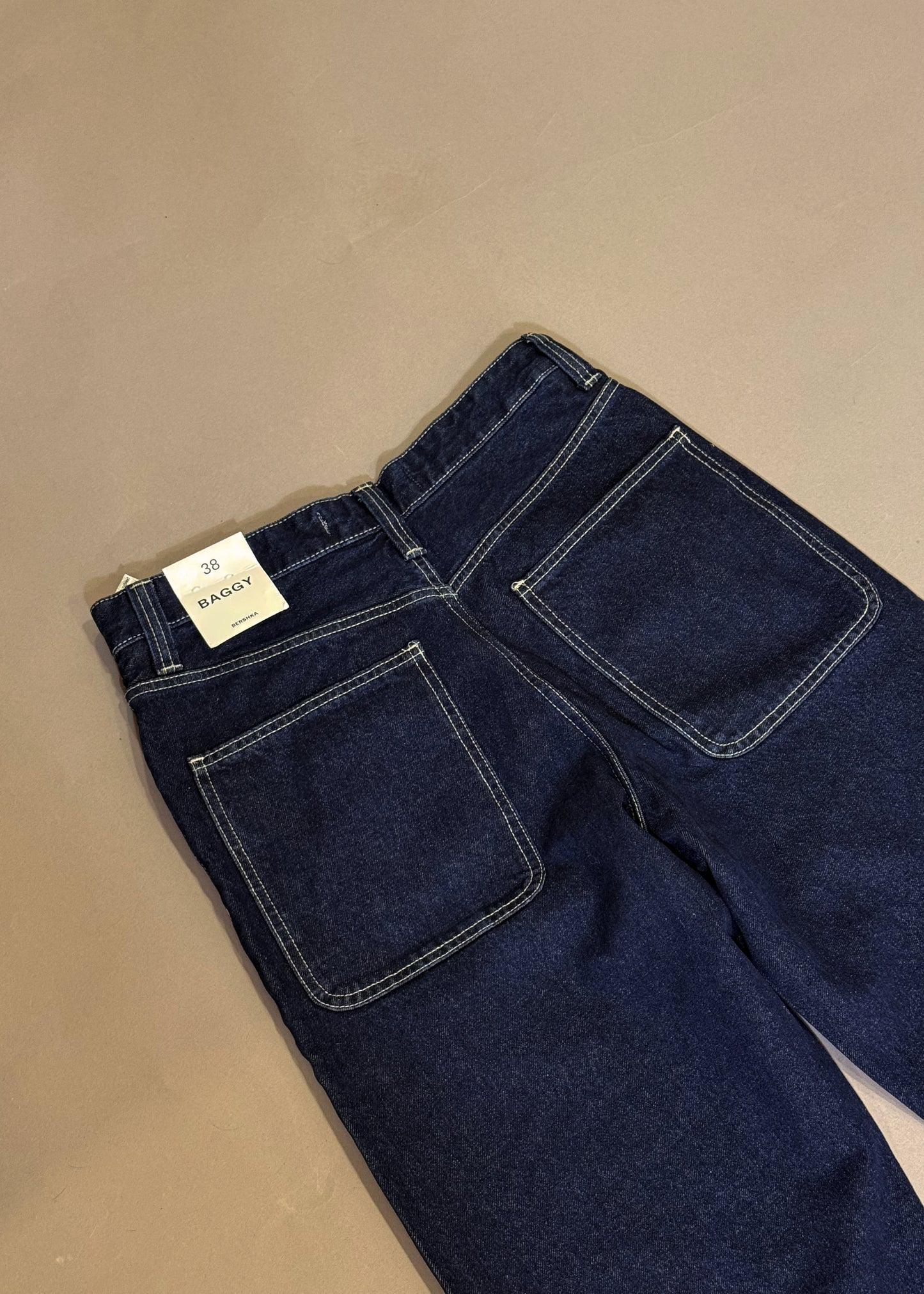 BERSHKA BAGGY INDIGO JEANS