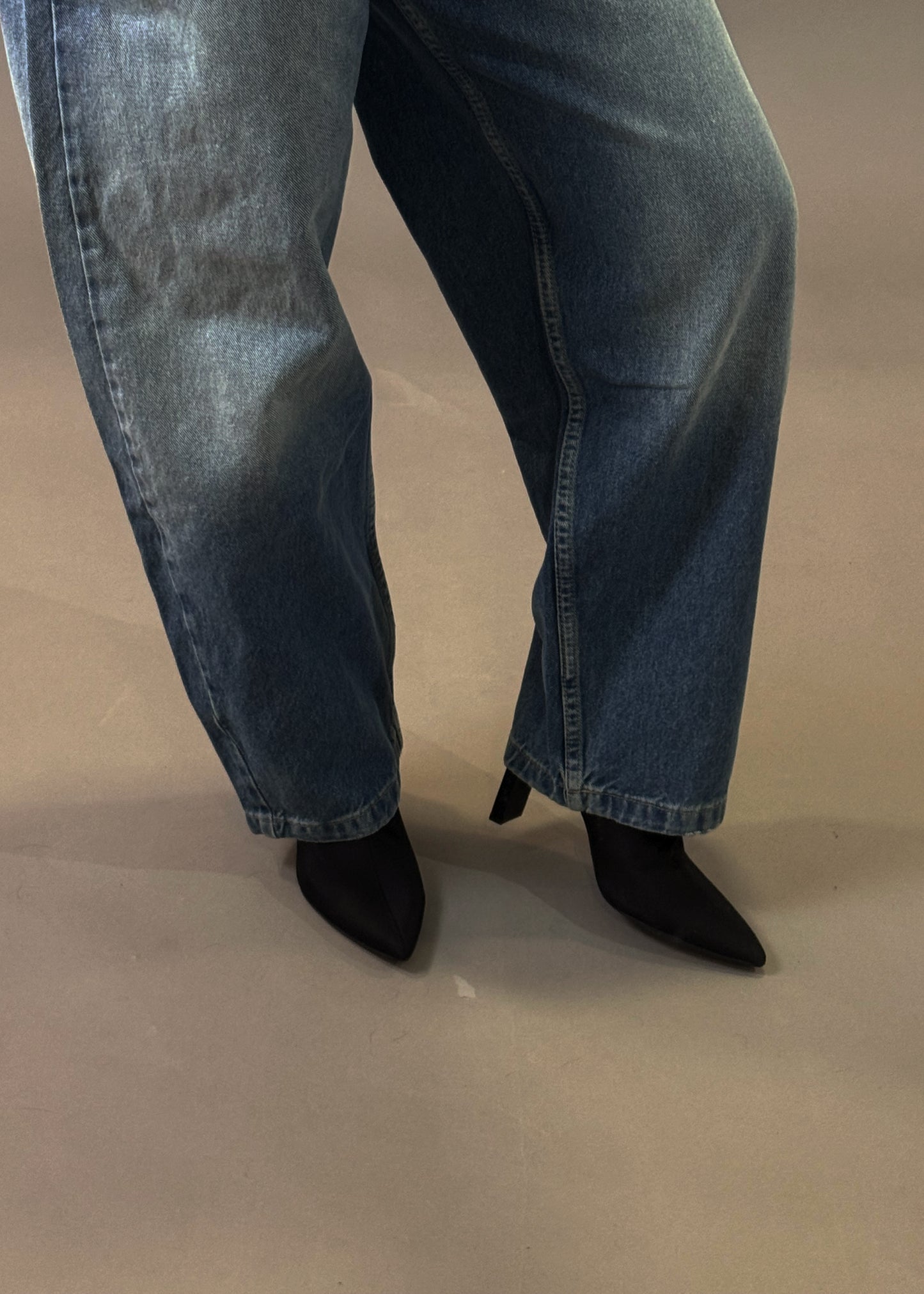 PULL&BEAR BLACK BOOTS