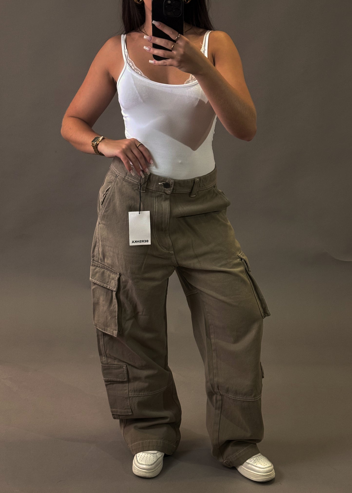 BERSHKA CARGO JEANS