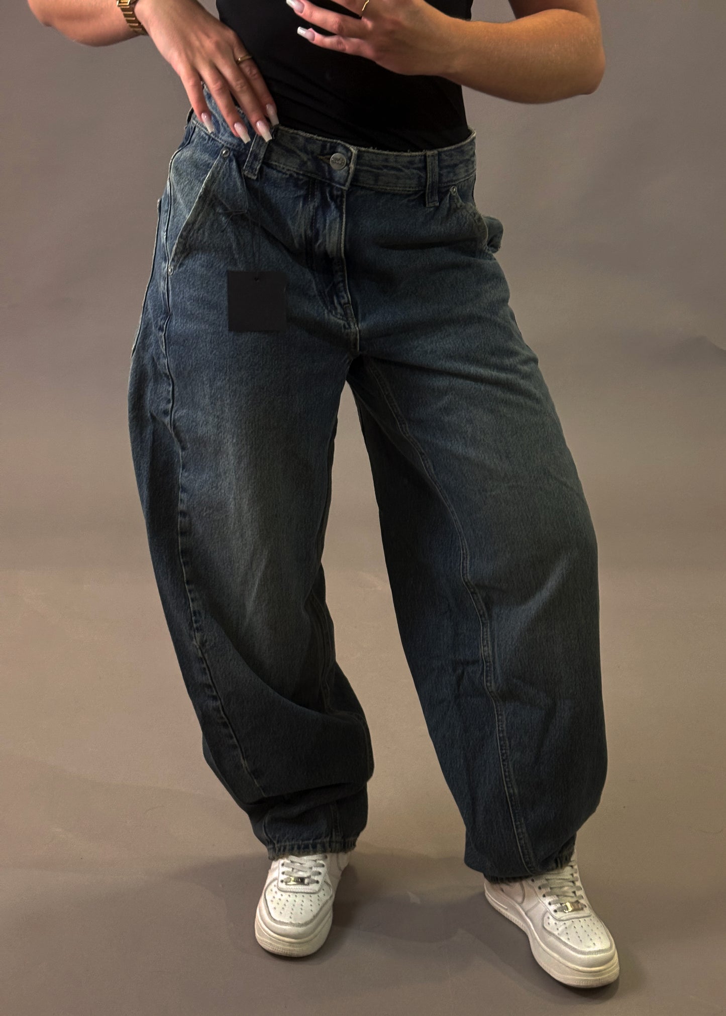 PULL&BEAR BAGGY JEANS