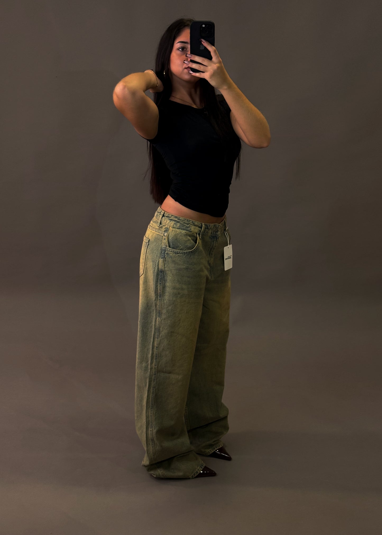 JENNIFER BAGGY JEANS