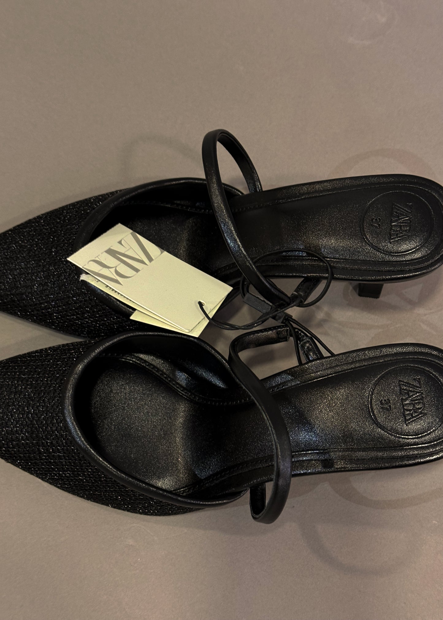 ZARA KITTEN HEELS