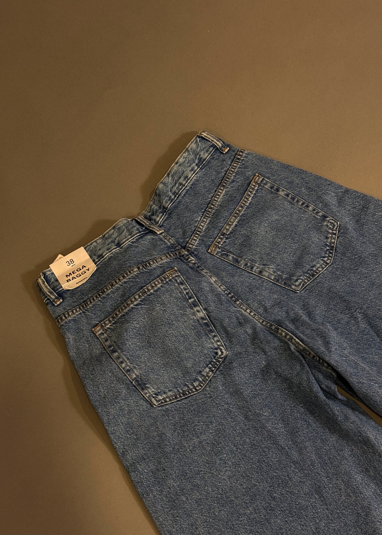 BERSHKA MEGA BAGGY JEANS