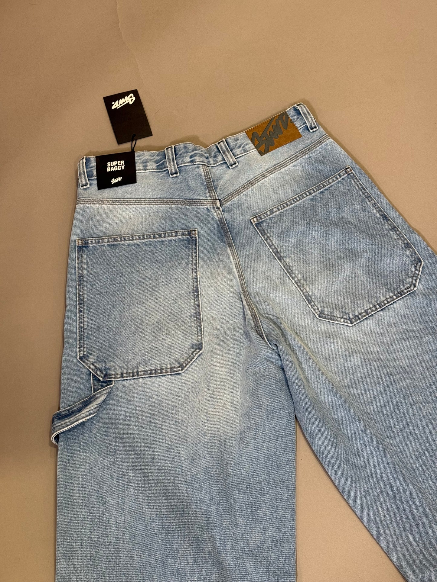 PULL&BEAR SUPER BAGGY JEANS