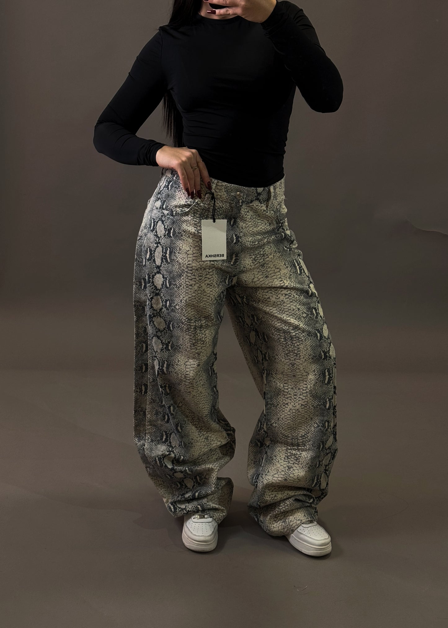 BERSHKA SNAKEPRINT BAGGY JEANS