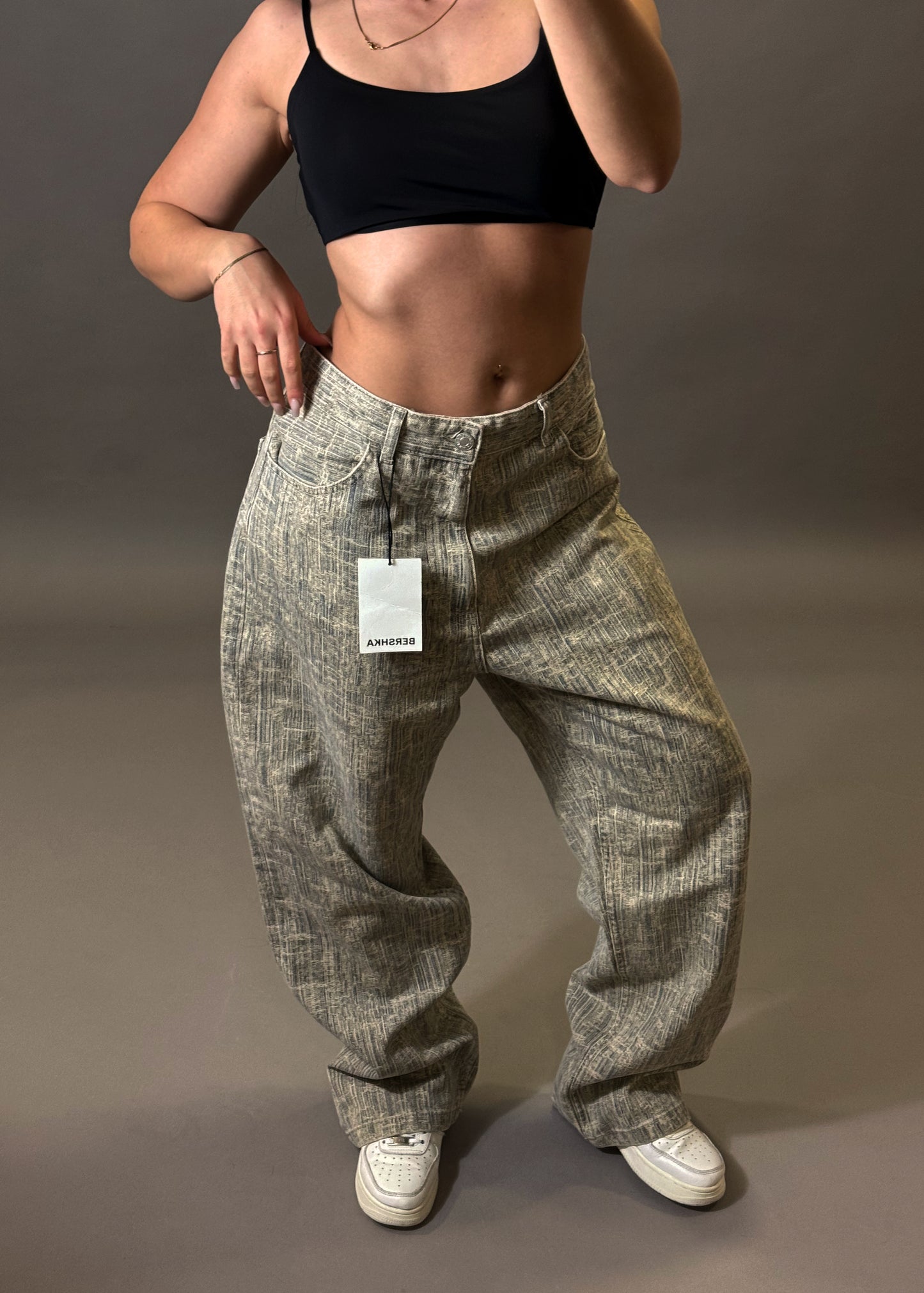 BERSHKA TEXTURED BAGGY JEANS