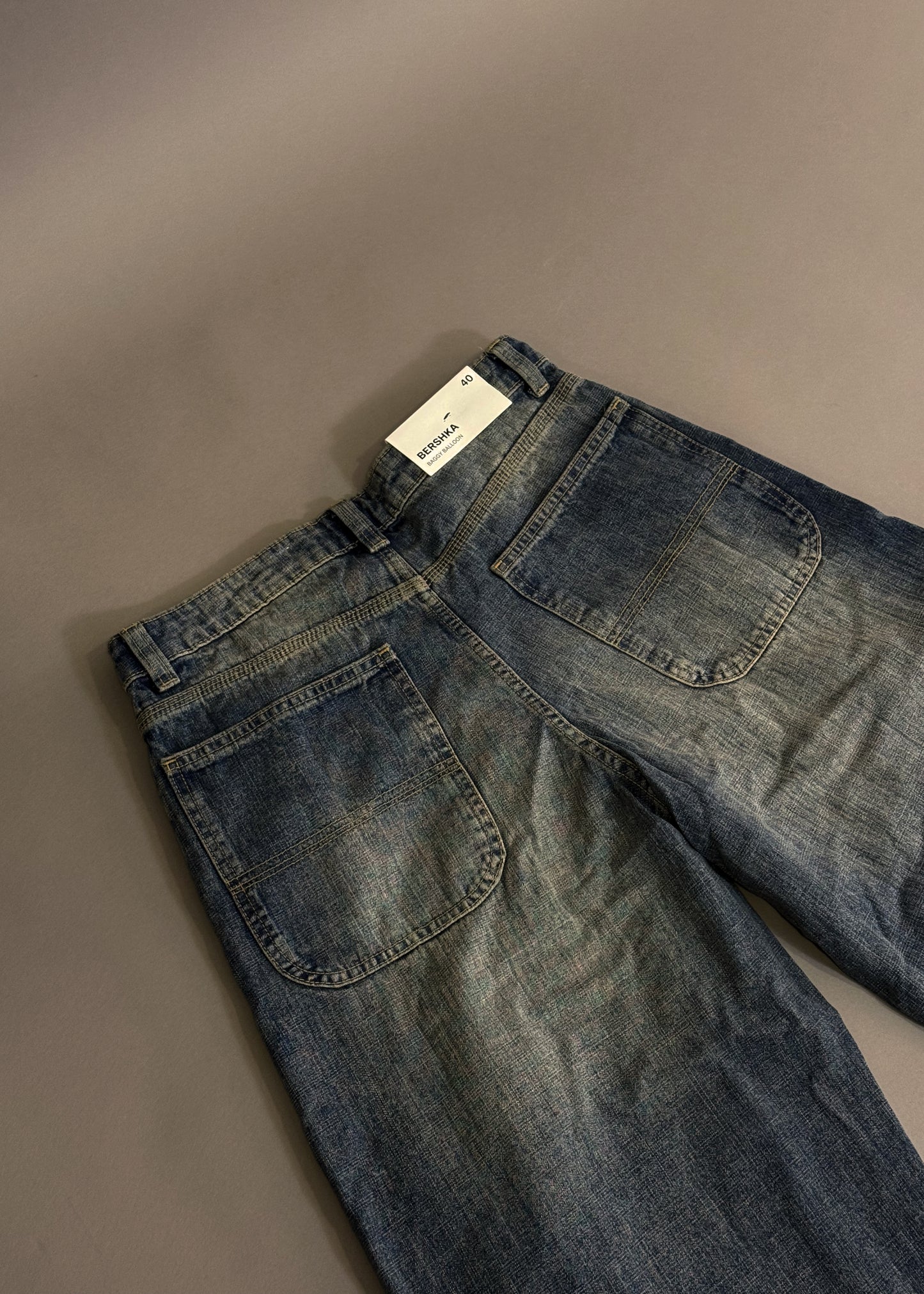 BERSHKA BAGGY BALLON JEANS