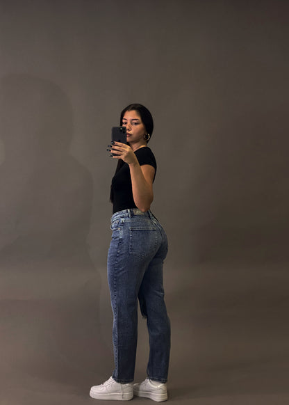 PULL&BEAR SLIM MOM JEANS