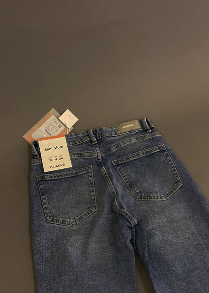 PULL&BEAR SLIM MOM JEANS