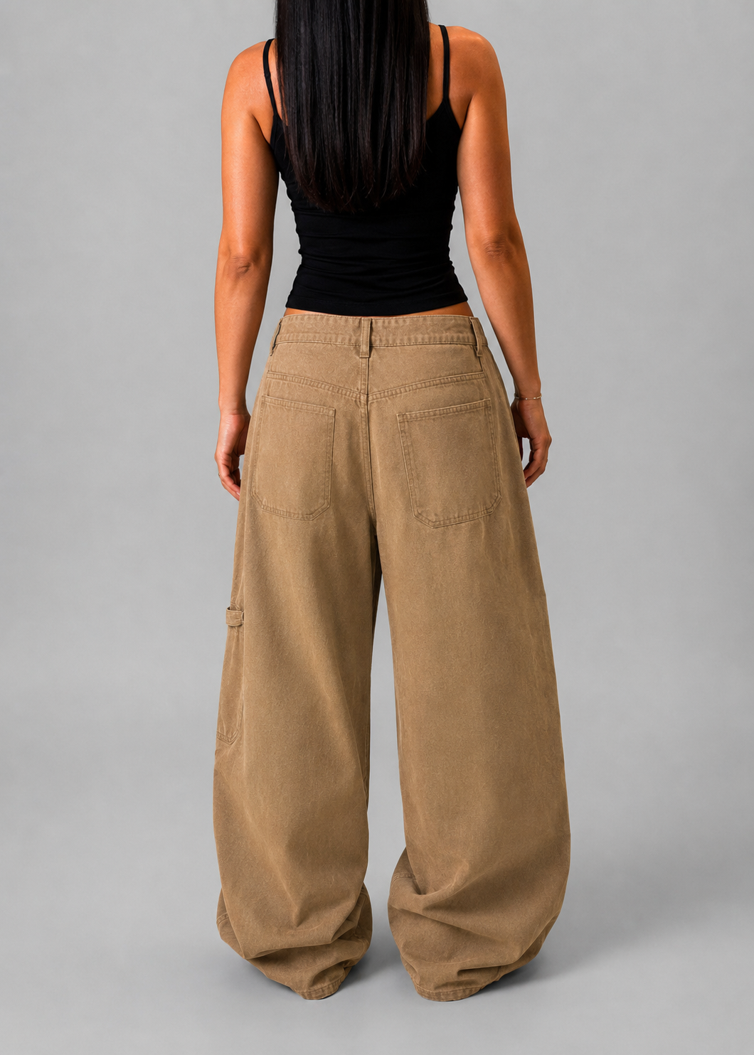 CALÇAS DE CARPINTEIRO CAMEL PULL&BEAR
