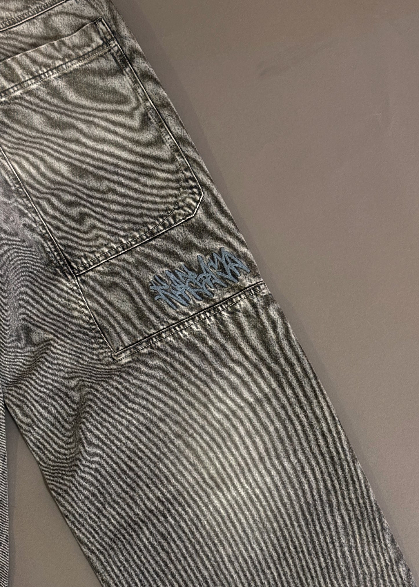 BERSHKA SUPER BAGGY GREY JEANS
