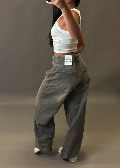 BERSHKA BAGGY BALLON JEANS