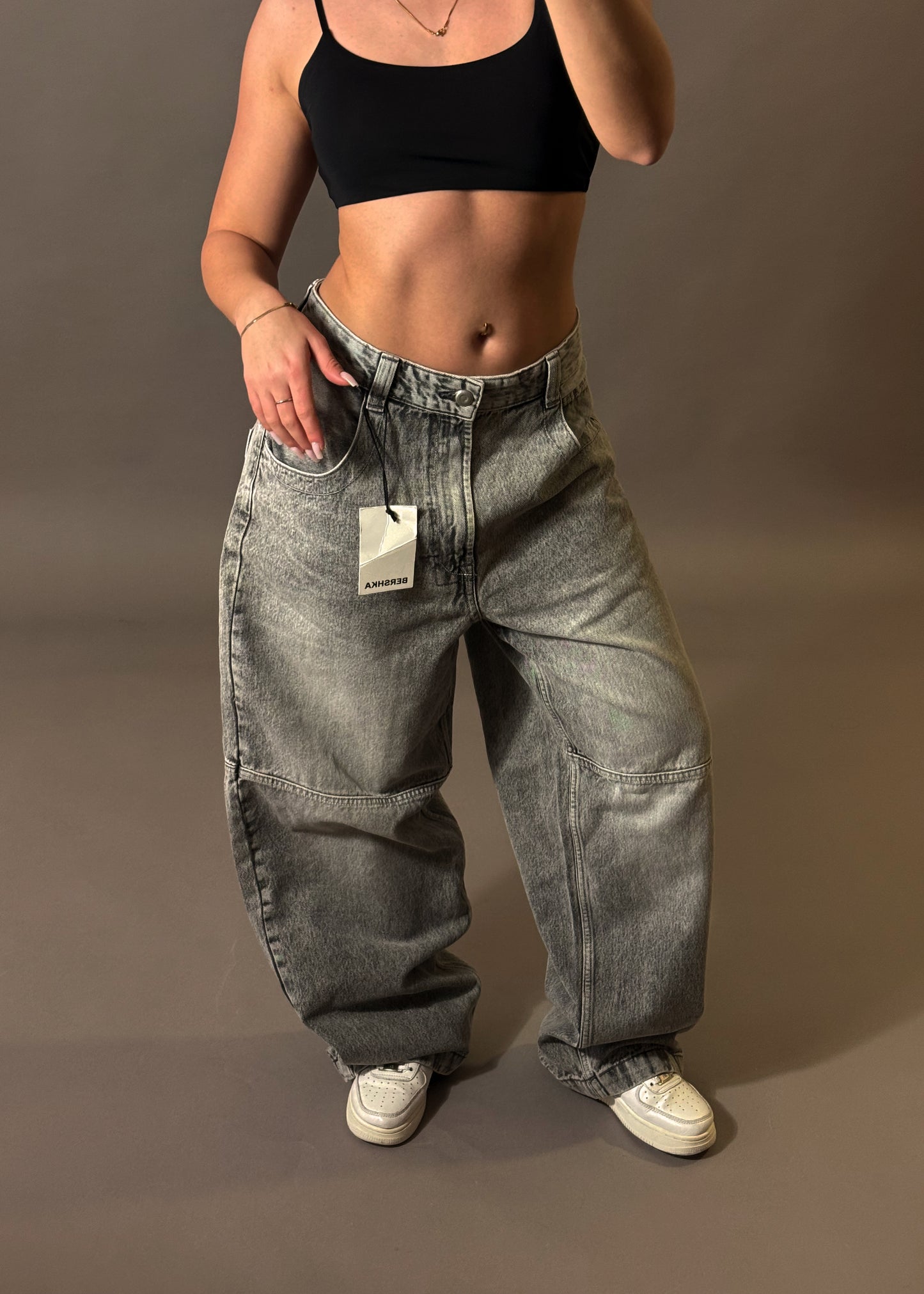 BERSHKA SUPER BAGGY GREY JEANS