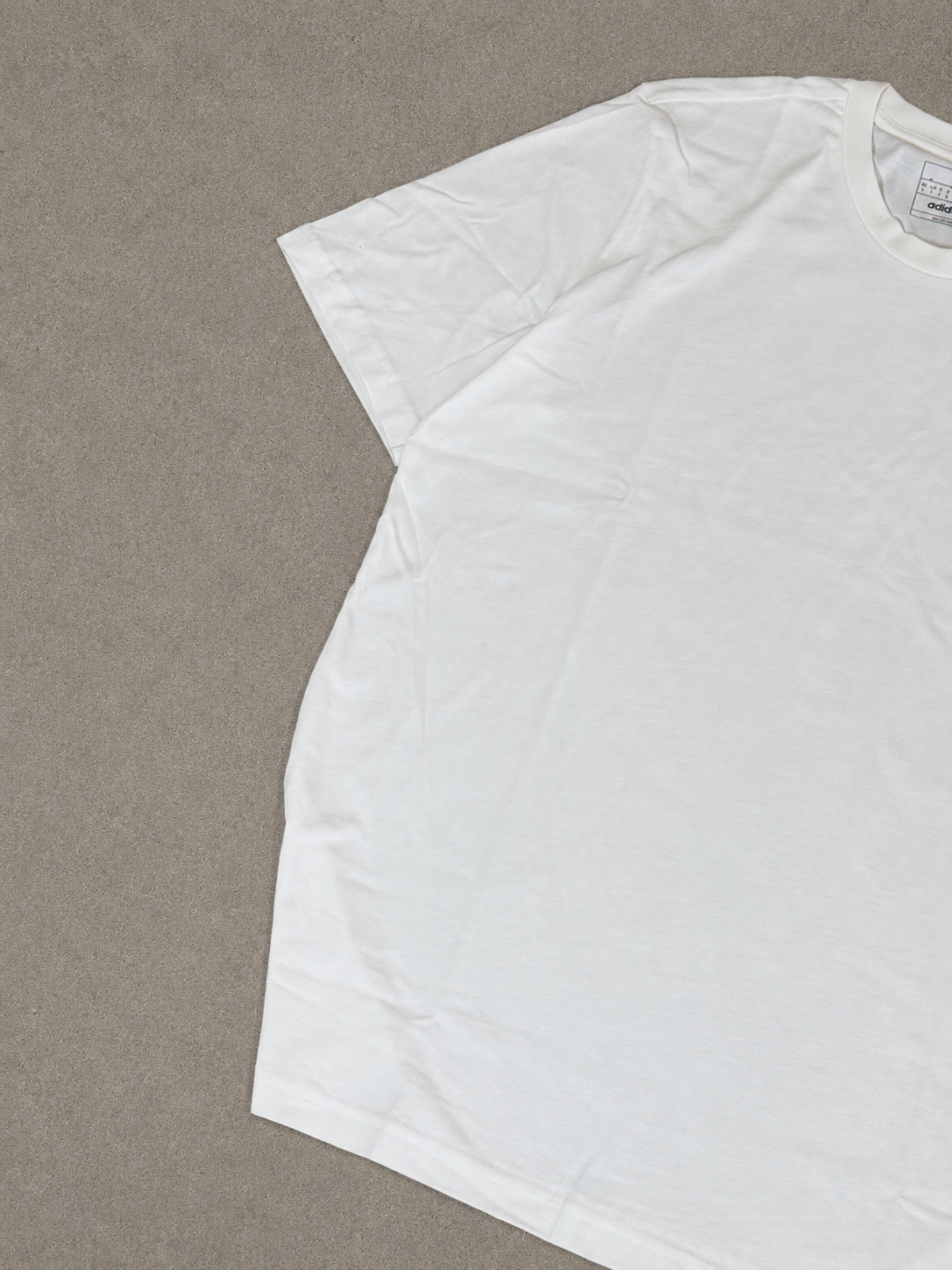 ADIDAS VINTAGE T-SHIRT