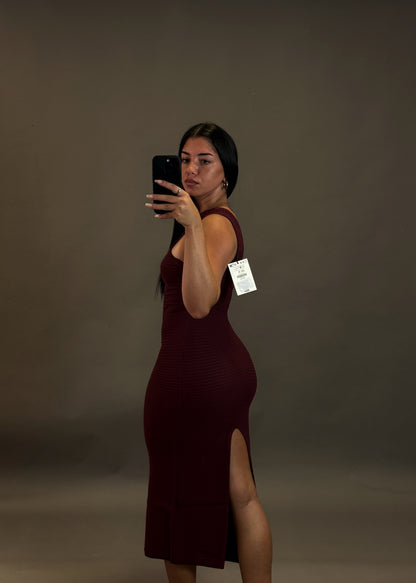 BERSHKA BURGUNDY KNITTED DRESS