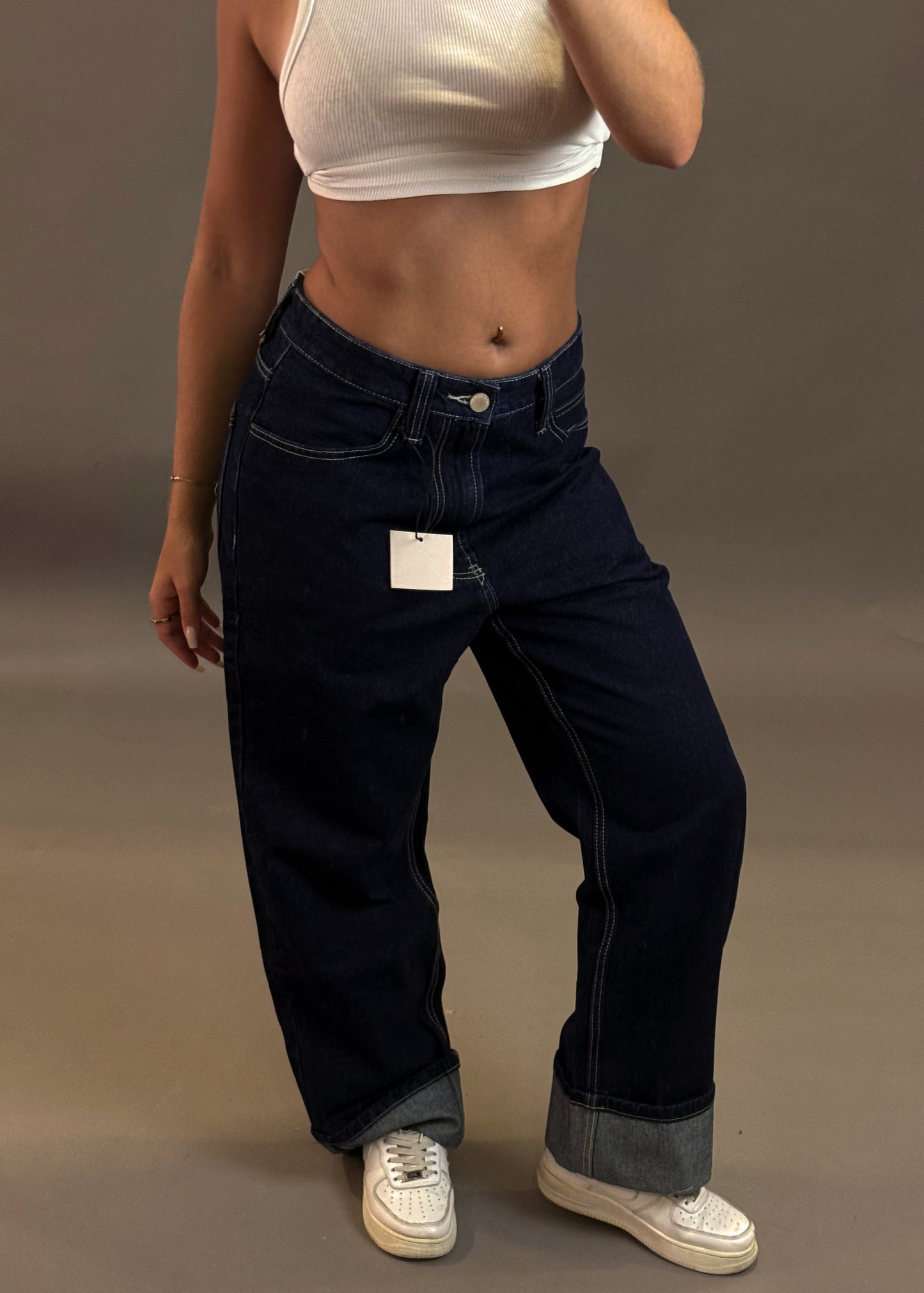 BERSHKA BAGGY JEANS FOLDED