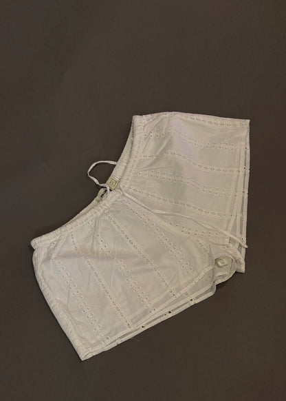 PULL&BEAR MINI WHITE SHORTS