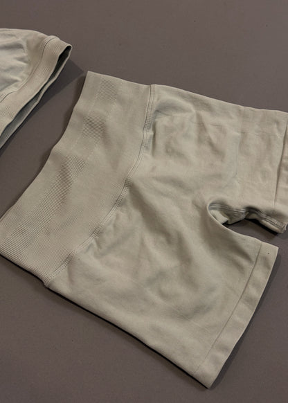 REWEAR ESSENTIAL SOFT IVORY GYM SET