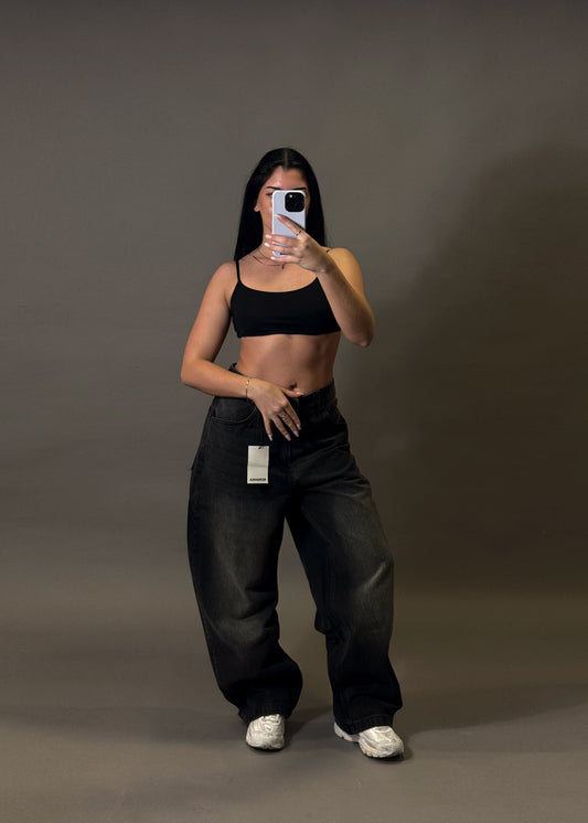 BERSHKA SUPER BAGGY JEANS