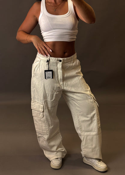 PULL&BEAR BAGGY CARGO JEANS