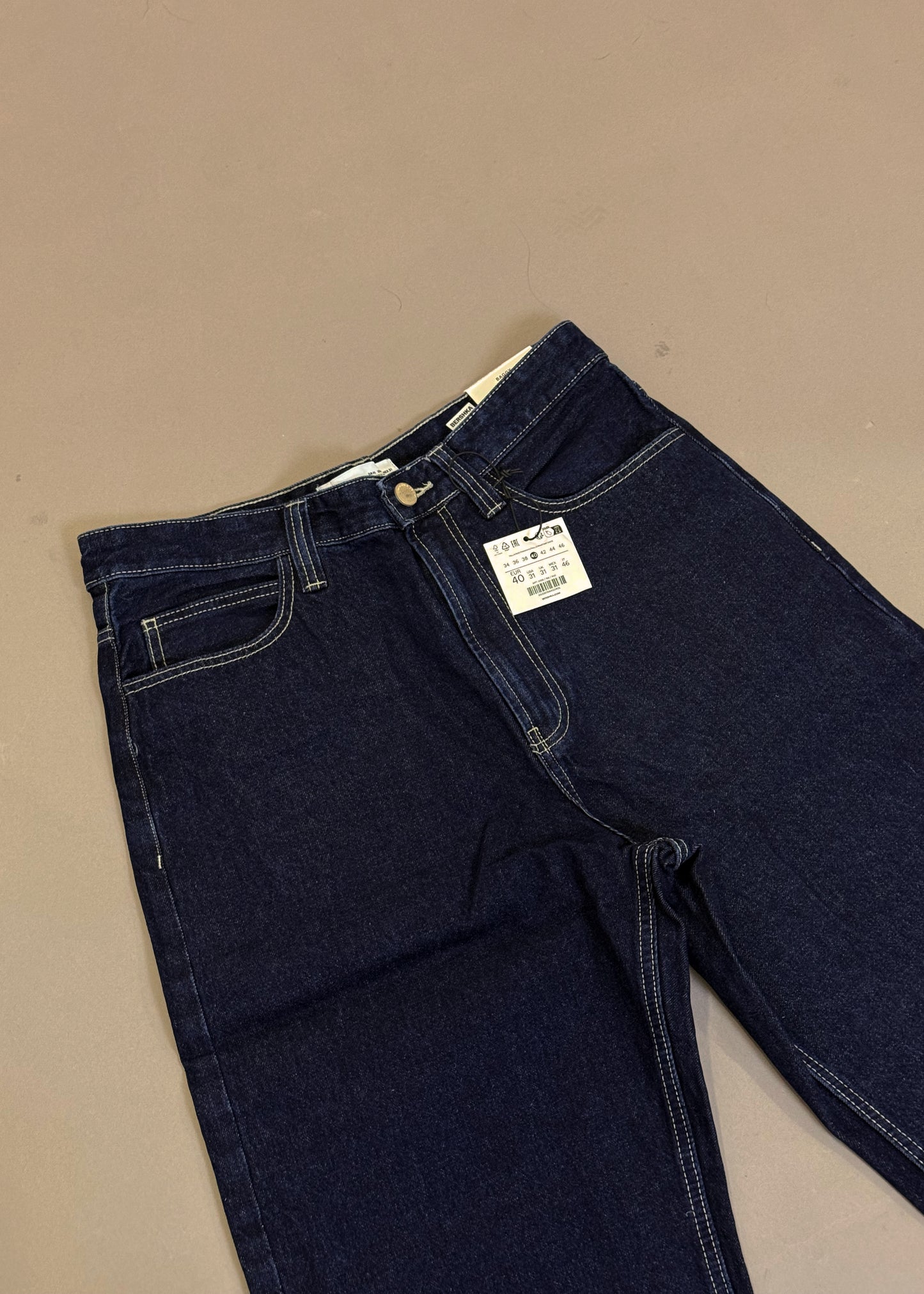BERSHKA BAGGY JEANS FOLDED