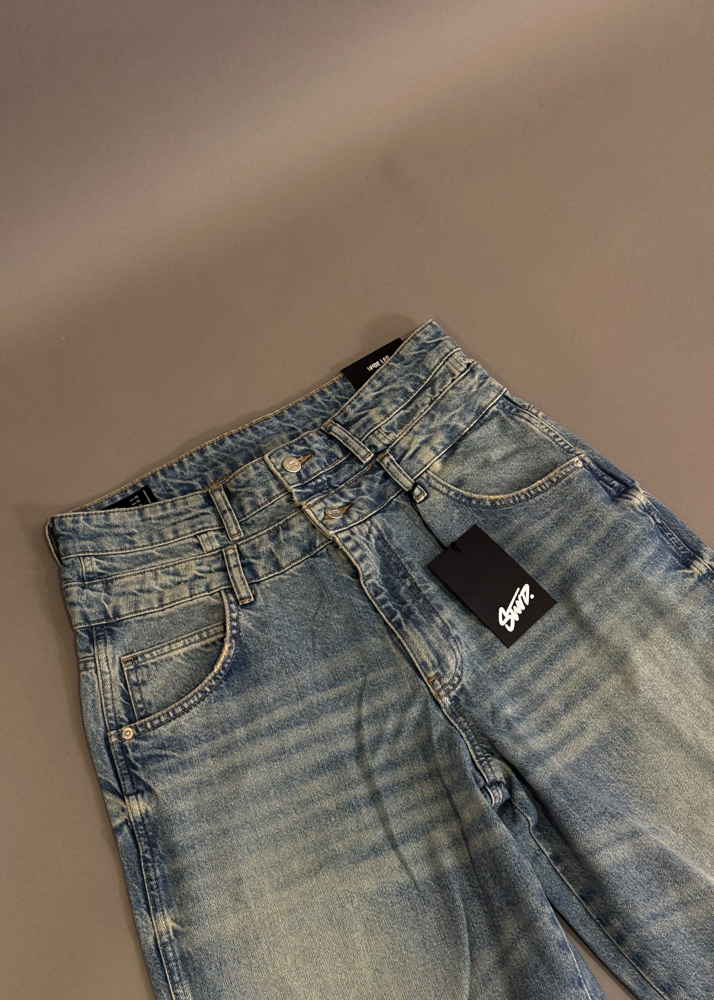 PULL&BEAR BAGGY JEANS