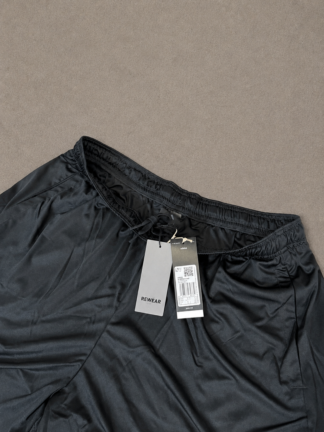 ADIDAS BLACK SHORTS