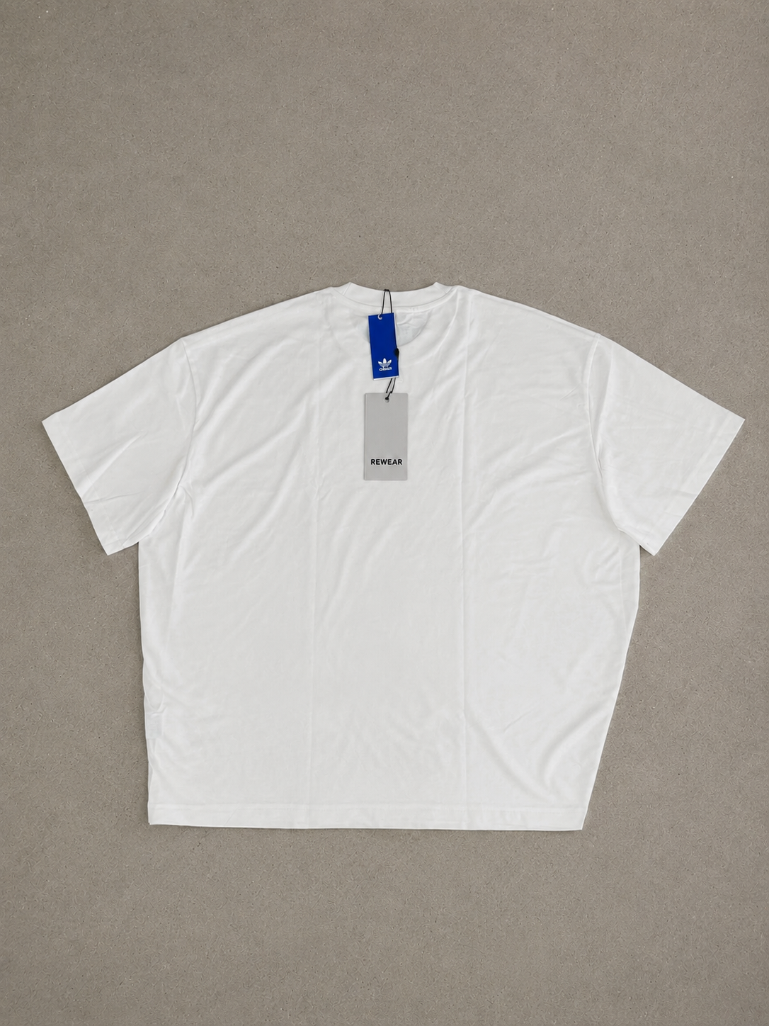 ADIDAS VINTAGE T-SHIRT
