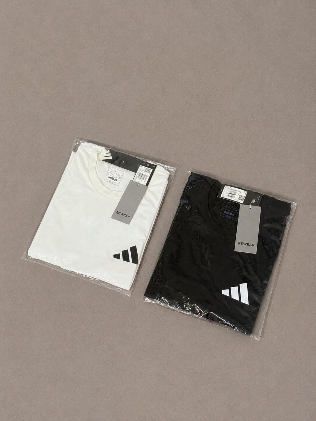 ADIDAS BLACK T-SHIRT