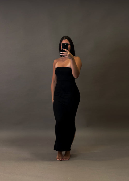 BERSHKA STRAPLESS KNITWEAR DRESS