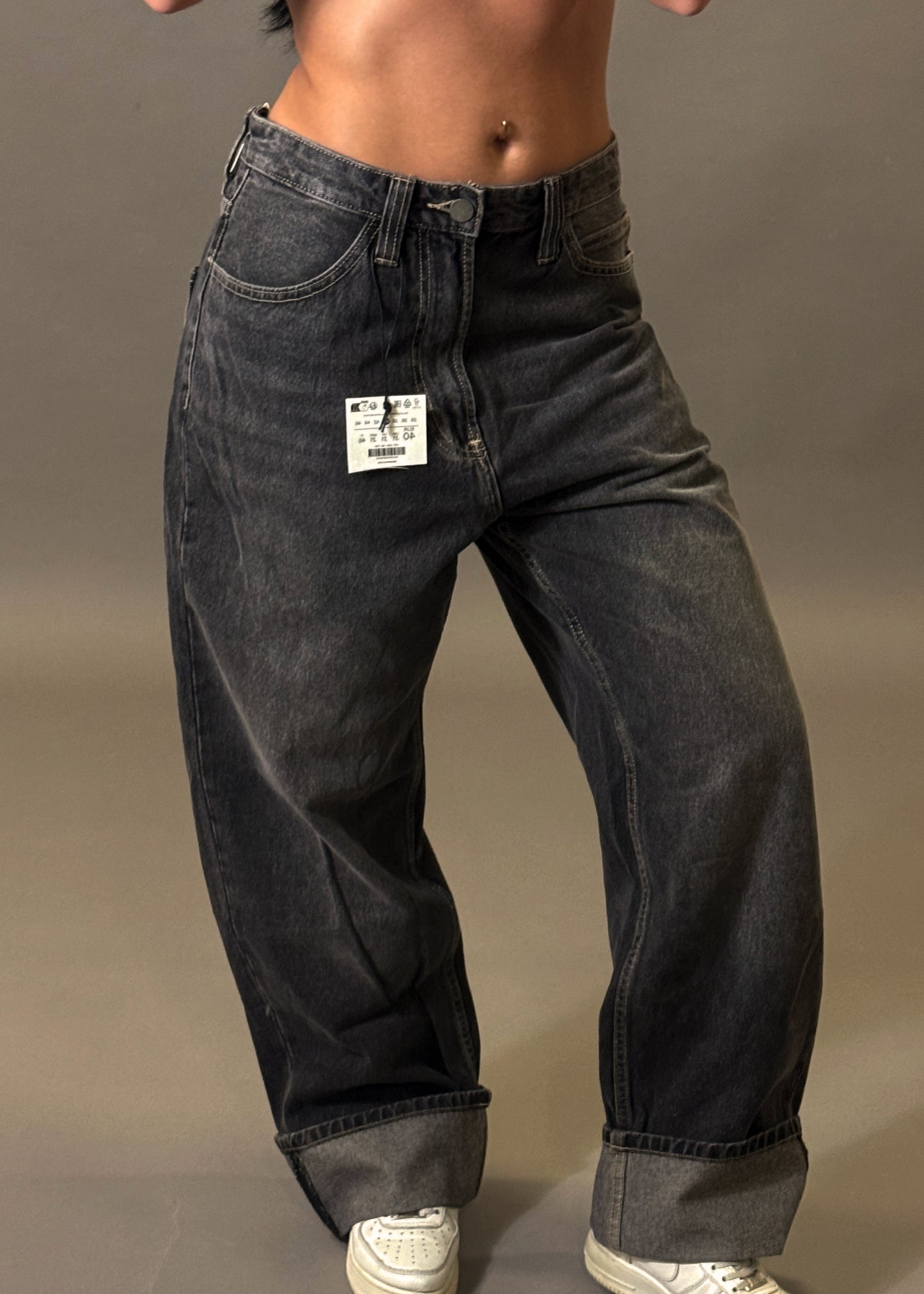 BERSHKA FOLDED BAGGY JEANS