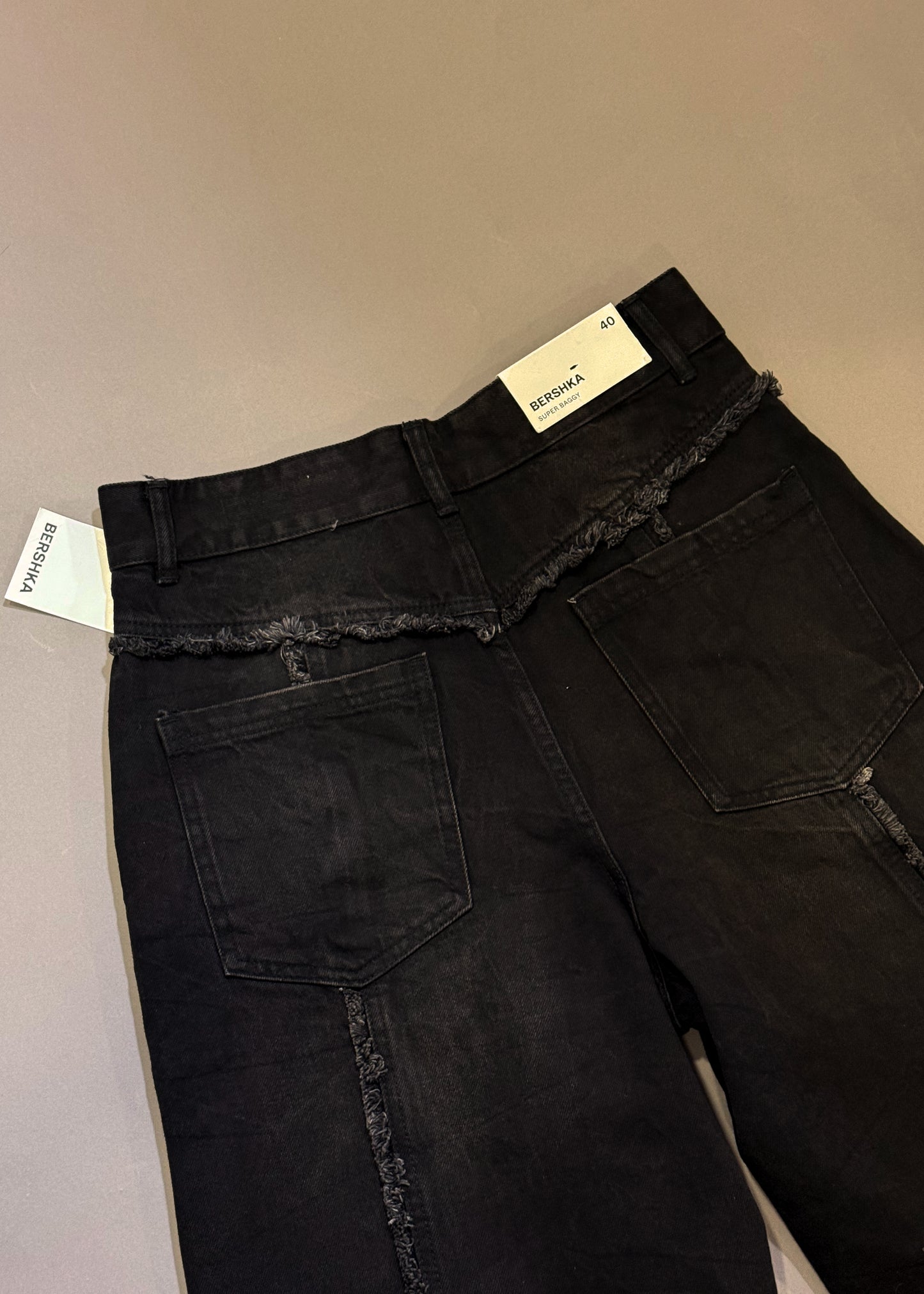 BERSHKA TEXTURED BAGGY BLACK JEANS