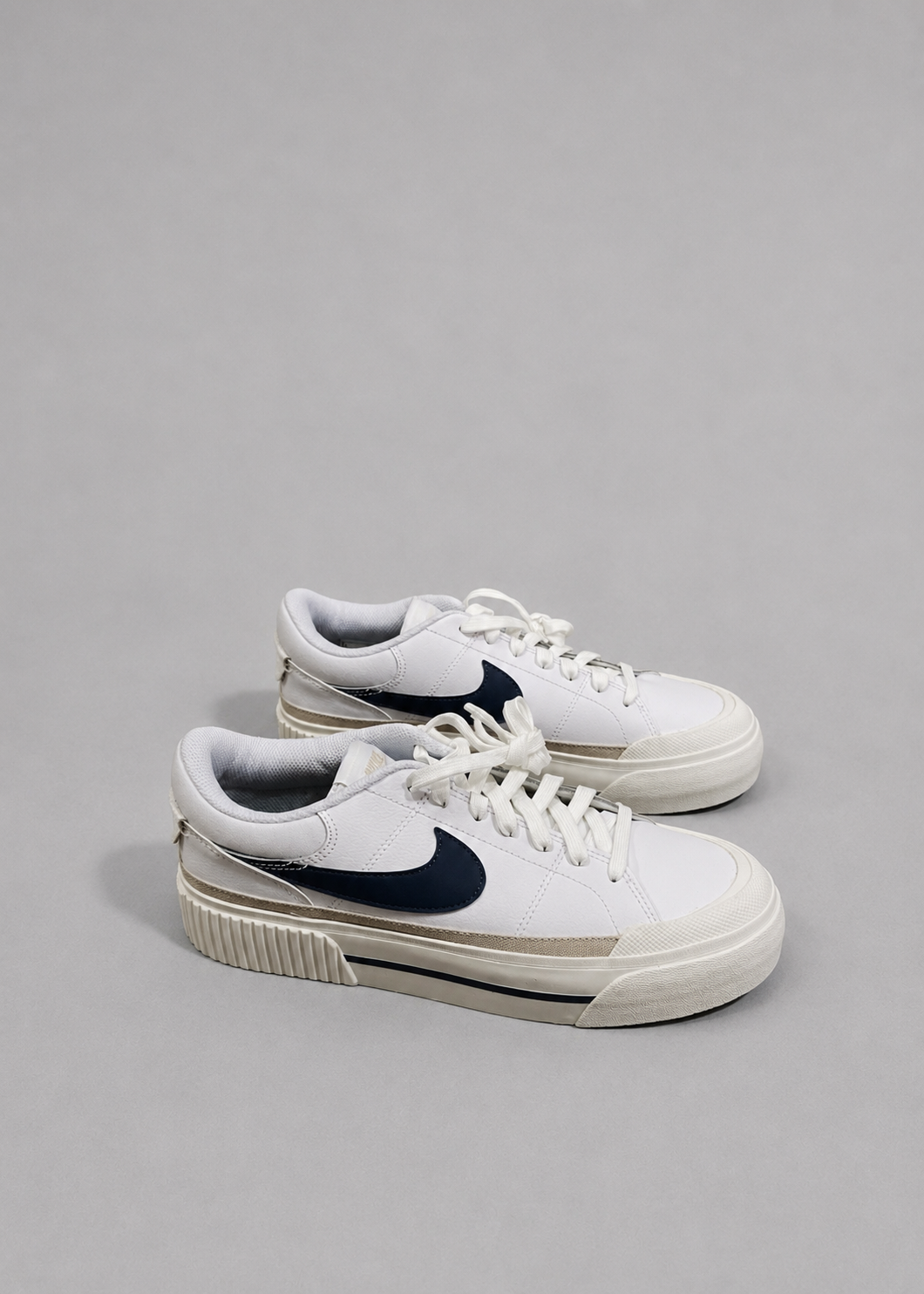 NIKE COURT LEGACY LIFT