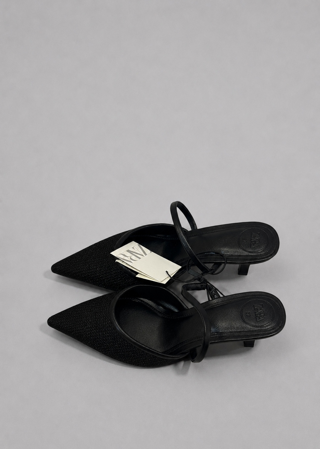 ZARA KITTEN HEELS