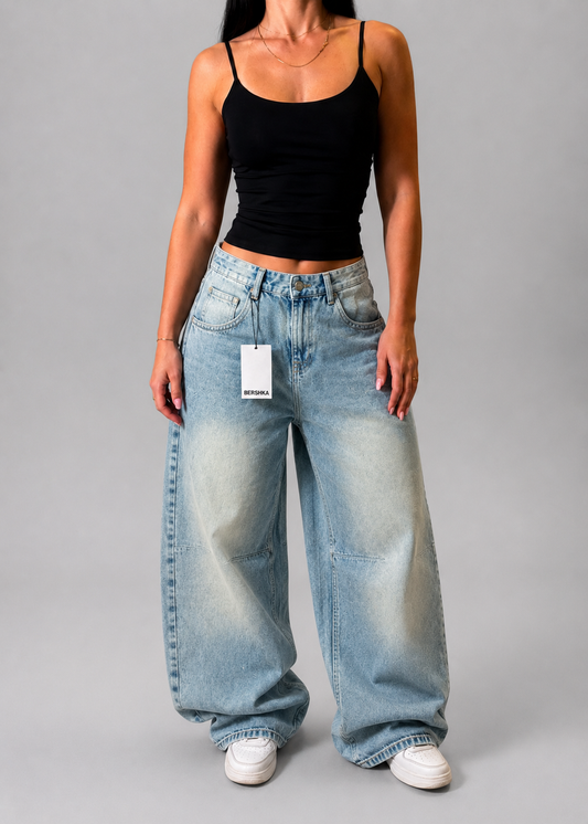 BERSHKA SUPER BAGGY JEANS