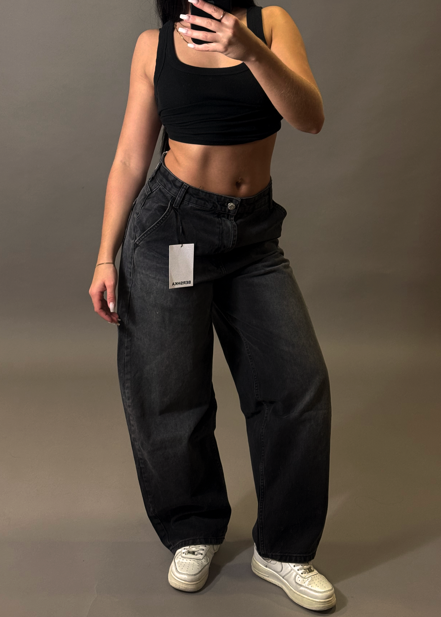 BERSHKA BLACK SKATER JEANS