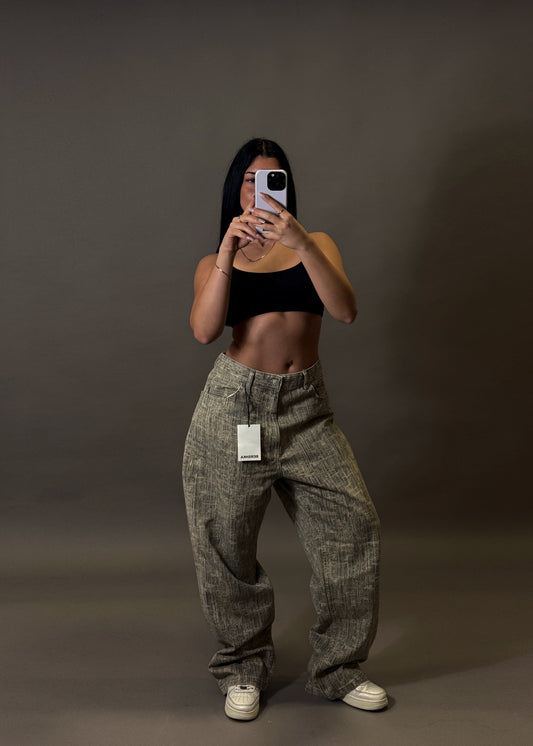 BERSHKA TEXTURED BAGGY JEANS